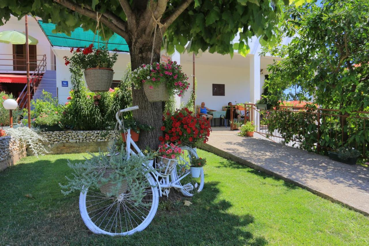 Apartments By The Sea Zivogosce - Blato, Makarska - 1057 Blato  Экстерьер фото
