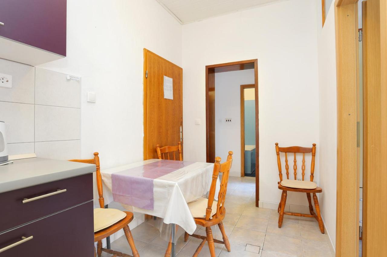 Apartments By The Sea Zivogosce - Blato, Makarska - 1057 Blato  Экстерьер фото