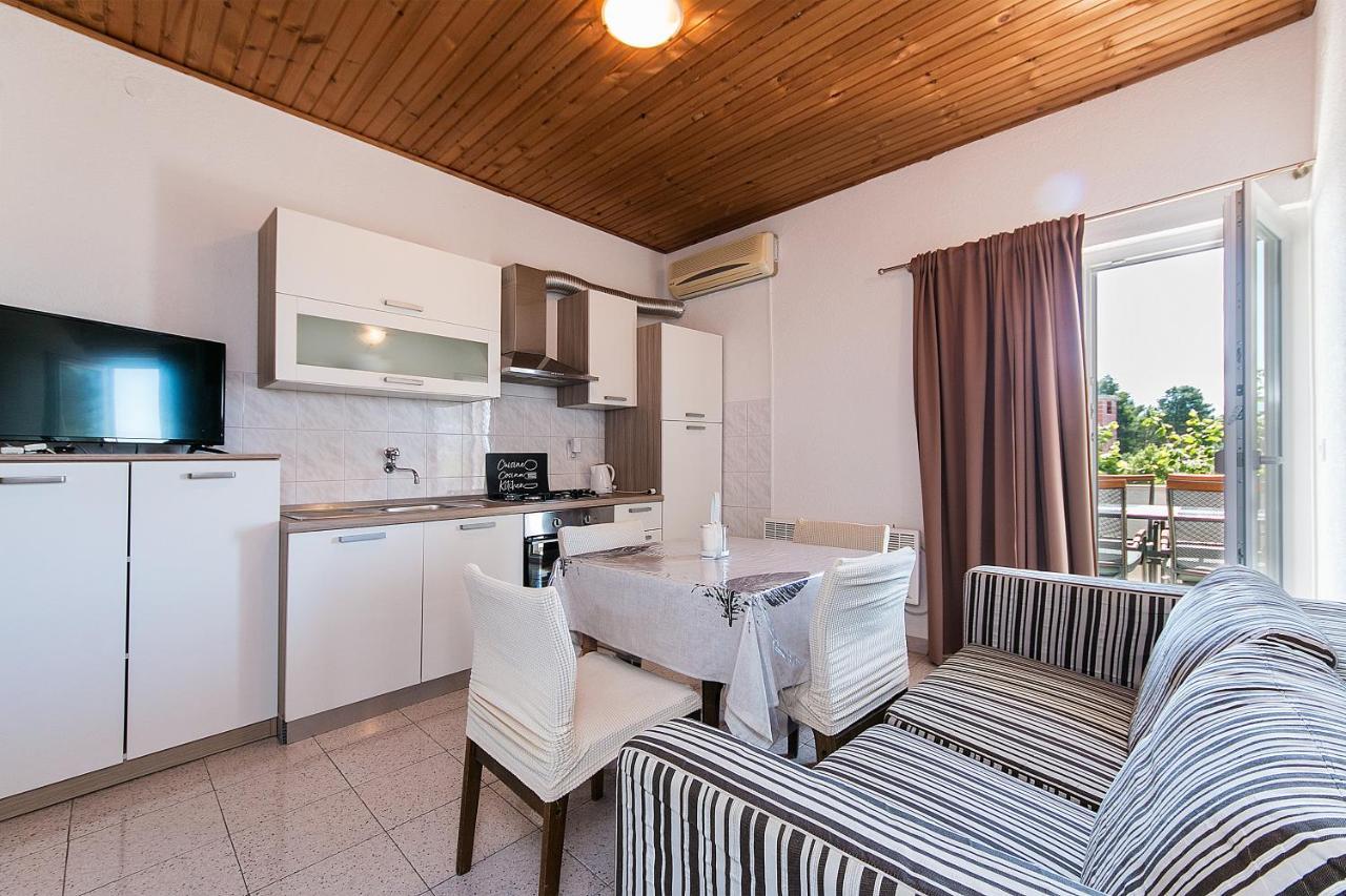 Apartments By The Sea Zivogosce - Blato, Makarska - 1057 Blato  Экстерьер фото